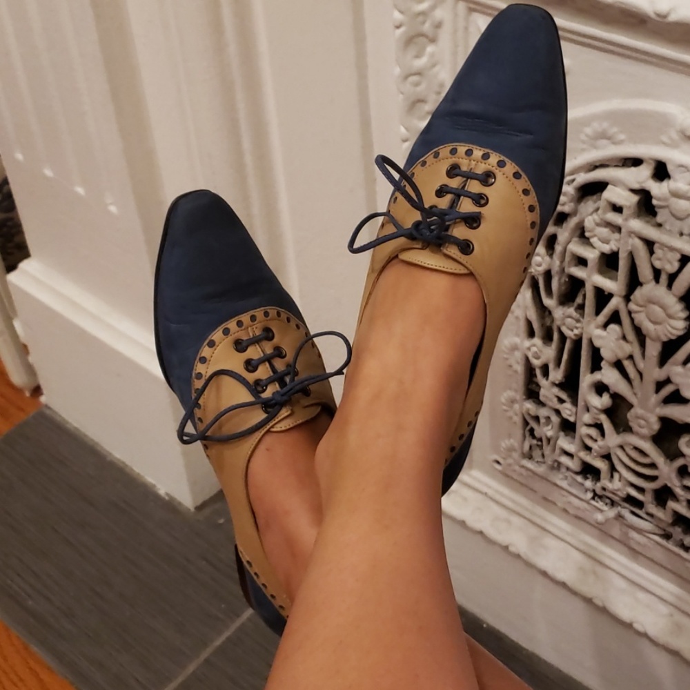 Manolo Blahnik Blue suede tan leather flats 37